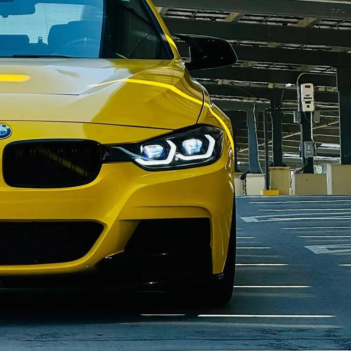 LASER STYLE HEADLIGHTS FOR BMW F30 3 SERIES