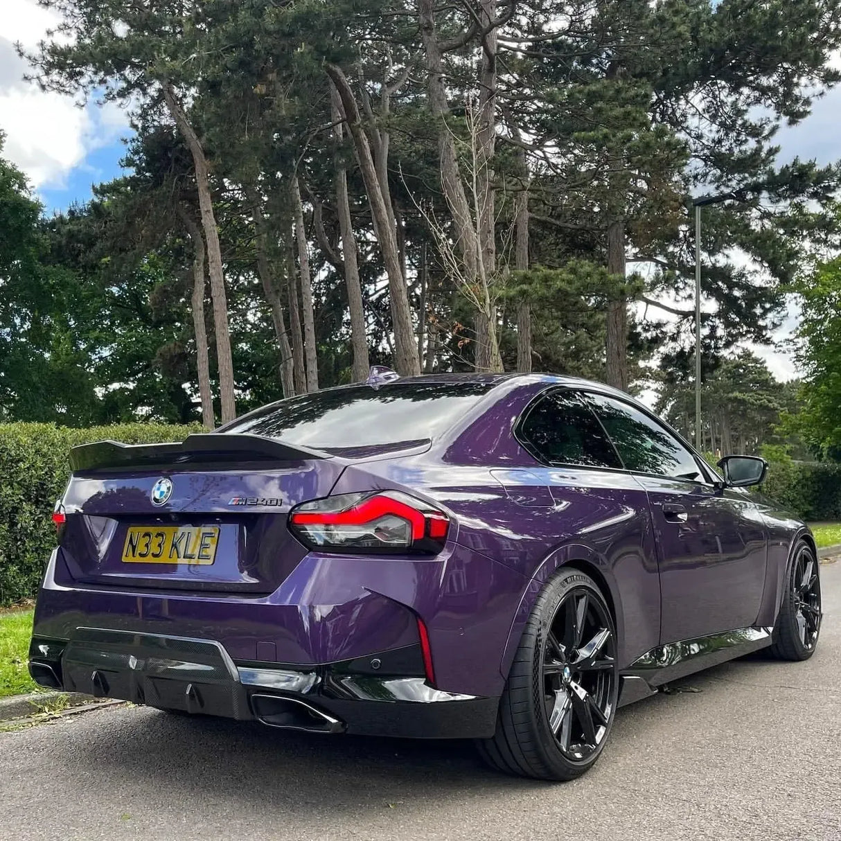 M PERFORMANCE STYLE CARBON FIBRE REAR DIFFUSER FOR BMW G42 2 SERIES