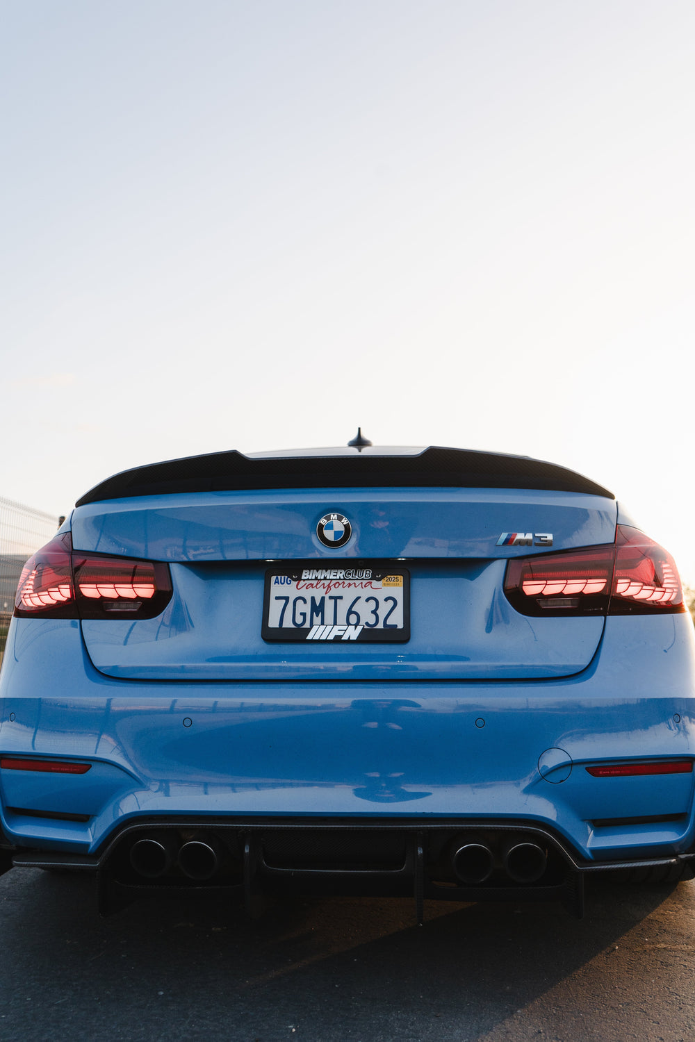 PSM STYLE HIGH KICK CARBON FIBER TRUNK SPOILER FOR BMW F80 M3 / F30 3 SERIES