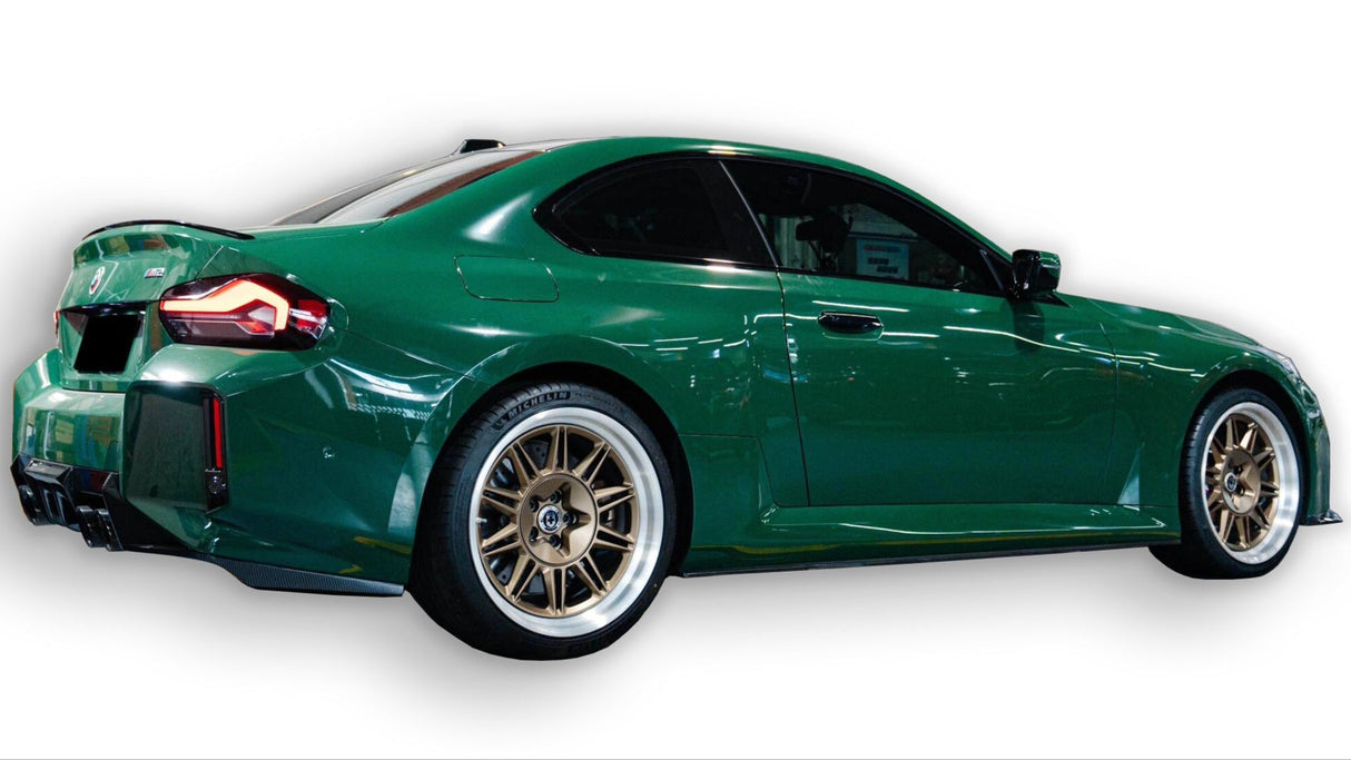 MHC STYLE CARBON FIBER SIDE SKIRTS FOR BMW G87 M2