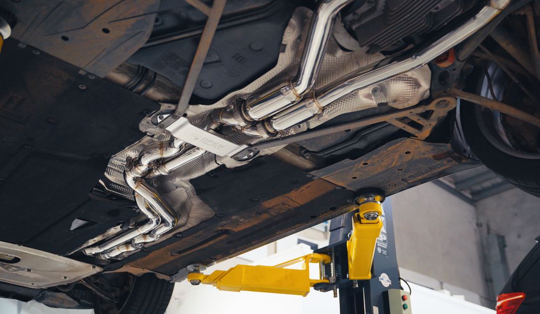 F80 M3 F82 M4 Equal Length Midpipe Installation Tutorial