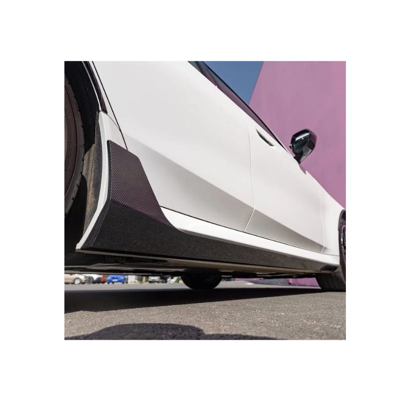 SQ-B STYLE DRY CARBON FIBRE SIDE SKIRTS FOR BMW G90 M5